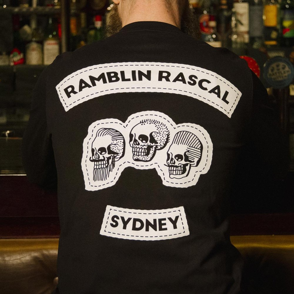 LONG SLEEVE TEE · BLACK